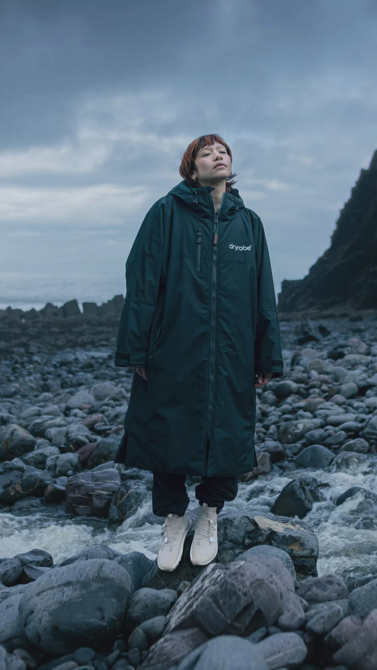 Dryrobe® Black Nexus Changing Robe / Parka