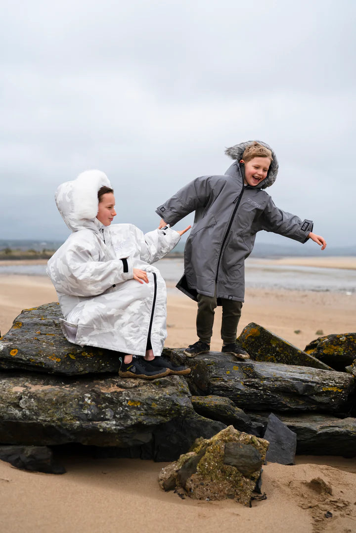 Dryrobe® Alpine White Camo Kids Advance Changing Robe
