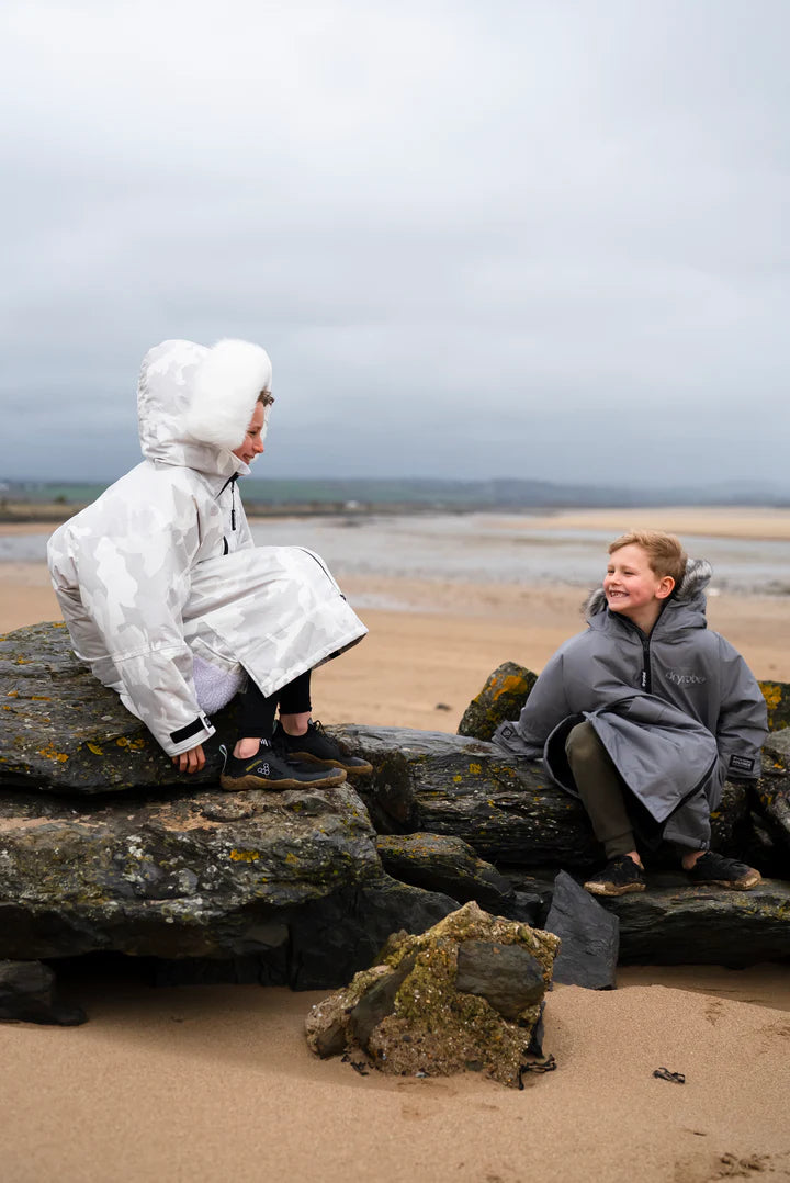 Dryrobe® Alpine White Camo Kids Advance Changing Robe