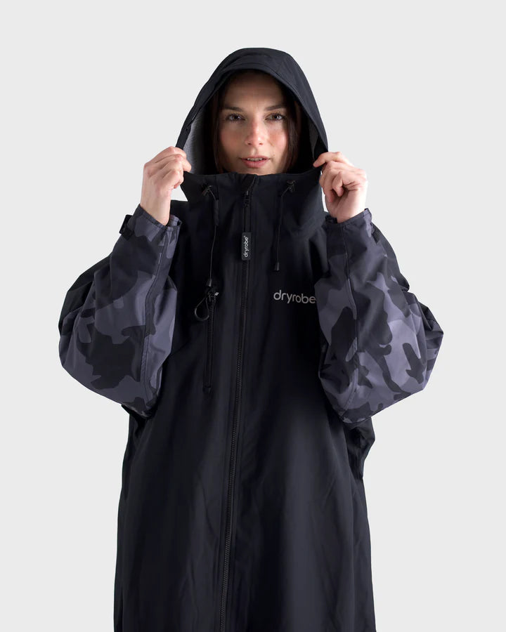 Dryrobe® Black Camo Tech-Lite Long Sleeve Changing Robe
