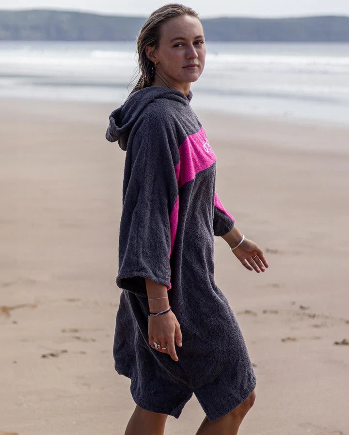 Dryrobe® REWORK - Slate Grey Pink Organic Towel Changing Robe
