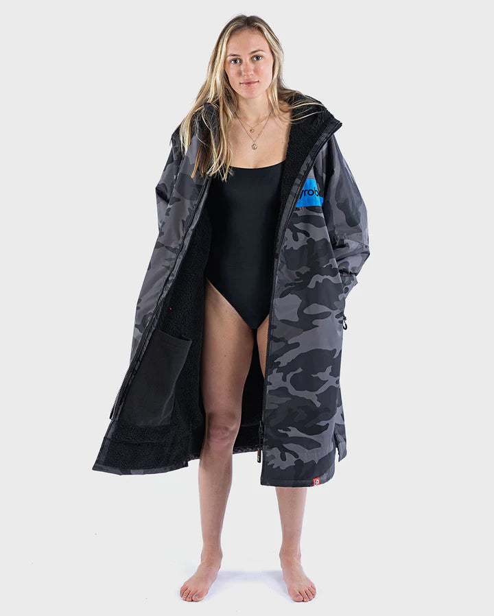 Dryrobe® REWORK - Black Camo Blue Advance Change Robe