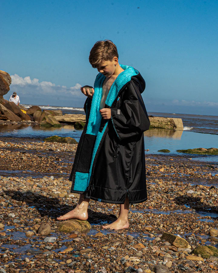 Dryrobe® Black Blue Easy-Fit Kids Advance Changing Robe
