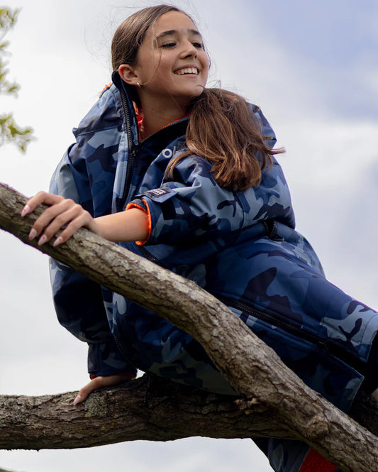 Dryrobe® Blue Camo Orange Kids Advance Changing Robe