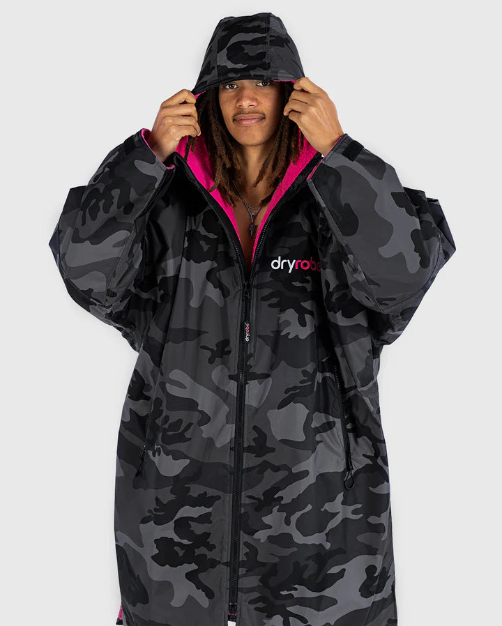 Dryrobe® Black Camo Pink Advance Changing Robe