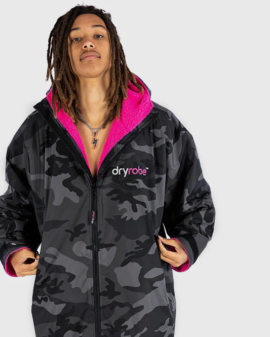 Dryrobe® Black Camo Pink Advance Changing Robe